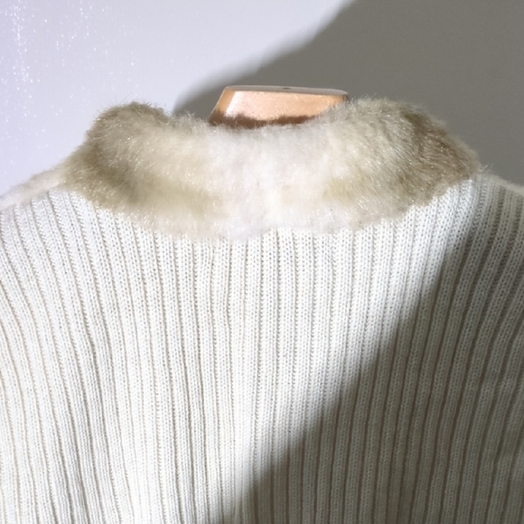 Designers Originals Cream Faux Fur Vest - Picture 5 of 5